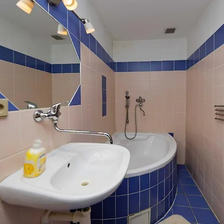 Apartment U Cisare *